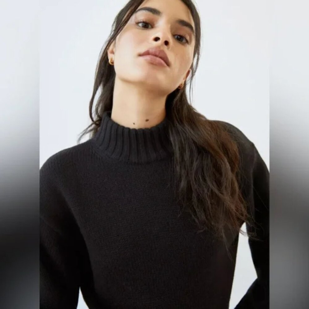 NWT ARITZIA Wilfred Free Merino Wool Harper Black Sweater - Picture 2 of 9